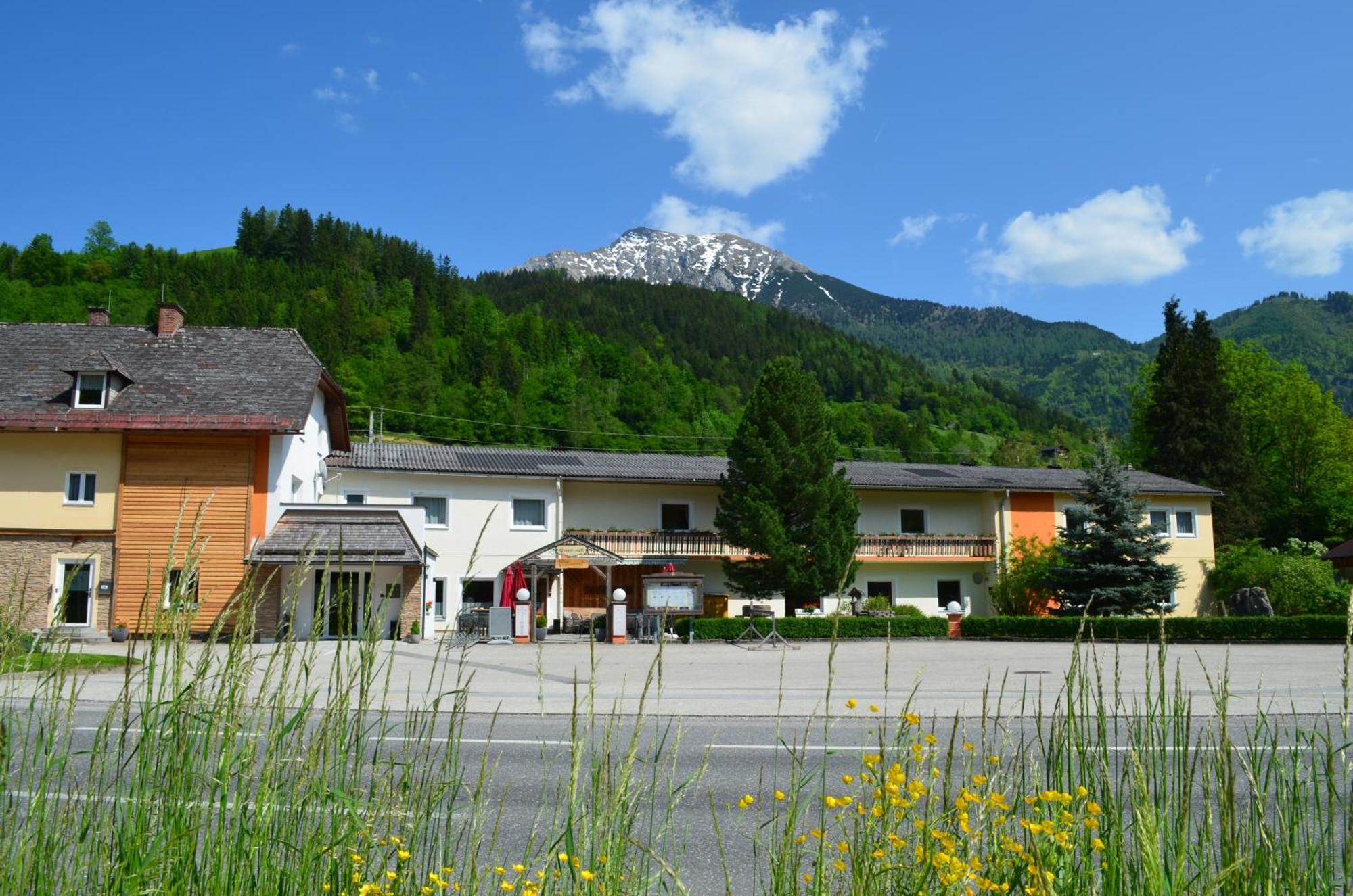 Gasthof Familie Gruber Spital Am Pyhrn Exterior foto